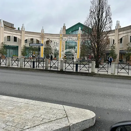 Apartment 4 Bedrooms 2 Parkings 14 People 4 Minutes From Entrance Of *