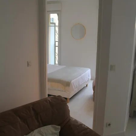 Apartment 4 Bedrooms 2 Parkings 14 People 4 Minutes From Entrance Of *