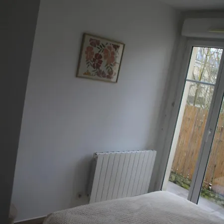 4 Bedrooms 2 Parkings 14 People 4 Minutes From Entrance Of Chessy (Seine-et-Marne)